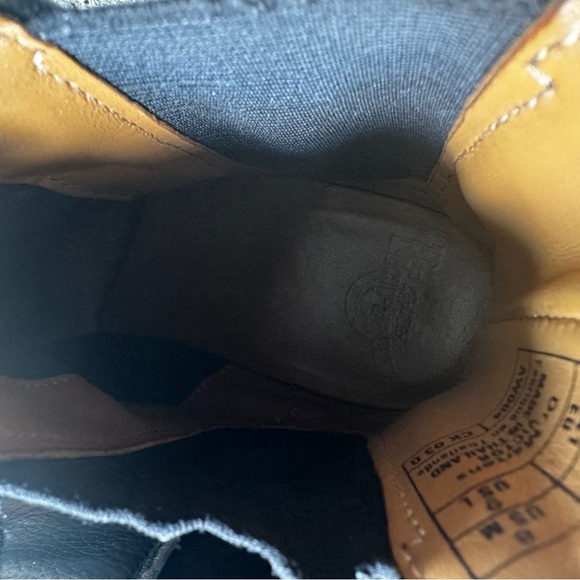 Dr. Martens Victor Black Leather Chelsea Boots Size 8 - Picture 7 of 10